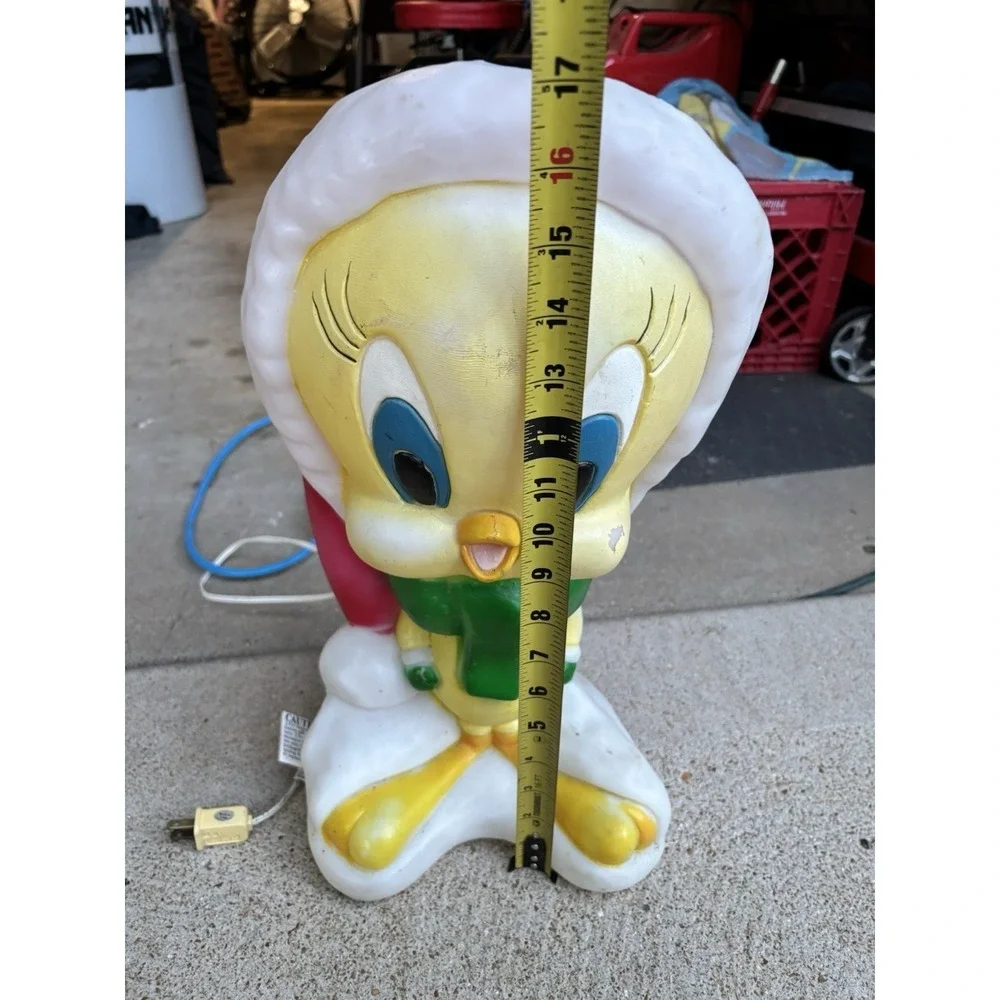 Rare VTG 2000 Tweety Bird 17
